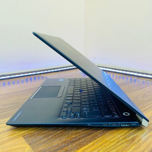 Laptop Toshiba x30  i5 8th 8/256 - Image 2